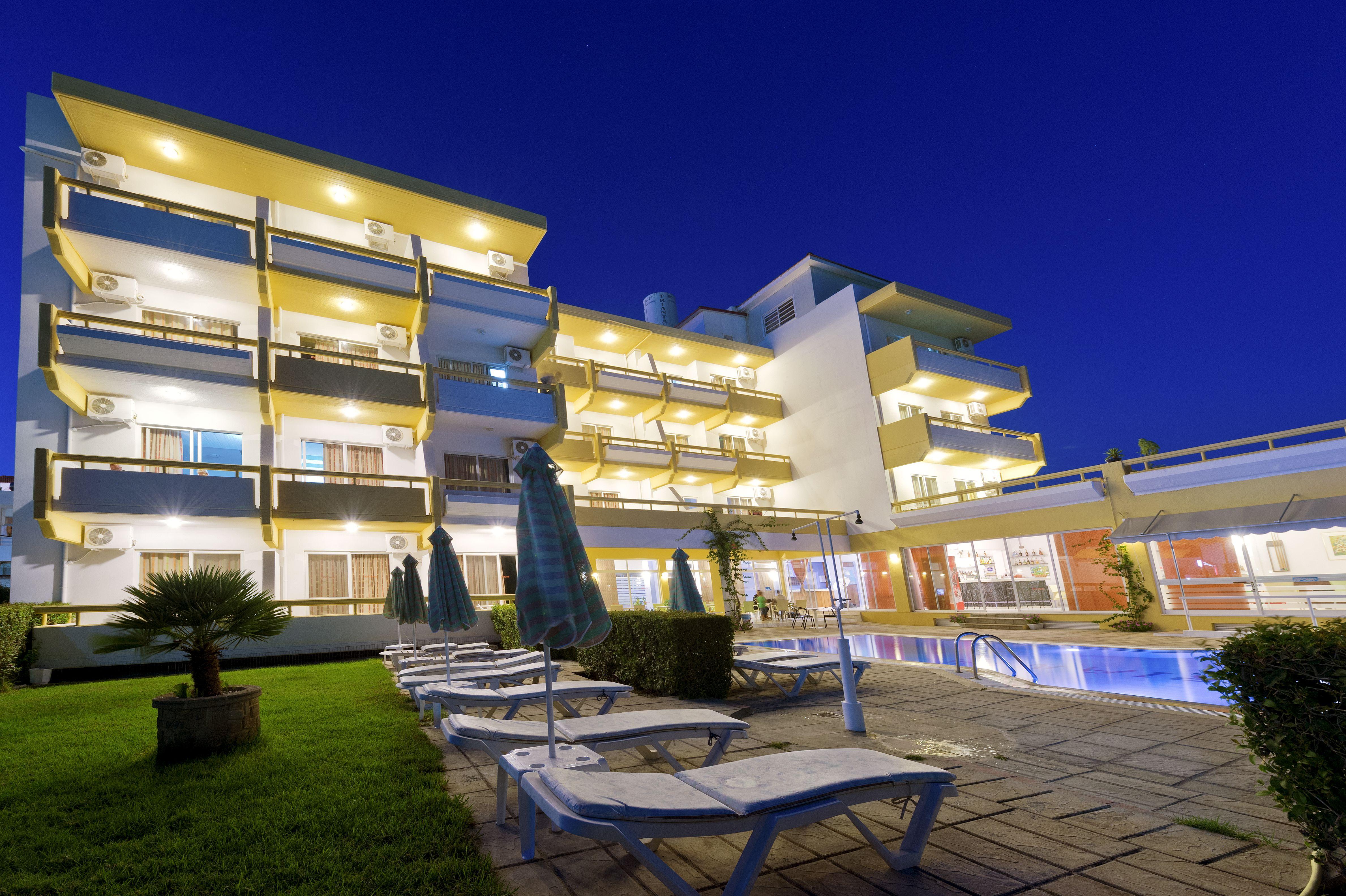 Trianta Hotel Apartments Ialysos  Exterior foto